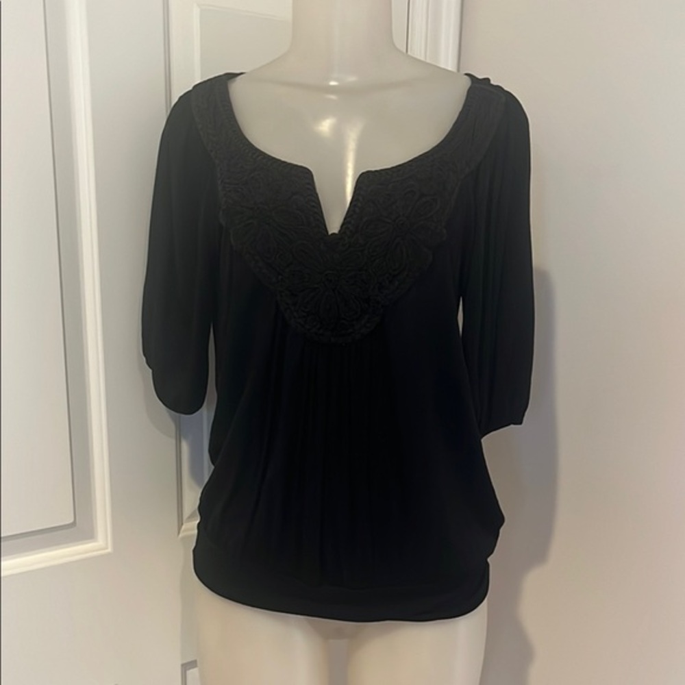 Forever 21 Black Fitted Blouse with Ruched 3/4 Sleeves size Small